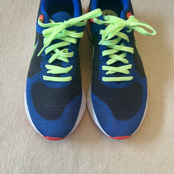 Nike infinity run size 11. Obsidian/bright crimson colour way. - Picture 3 of 7